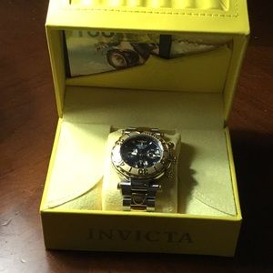 INVICTA BRAND NEW!